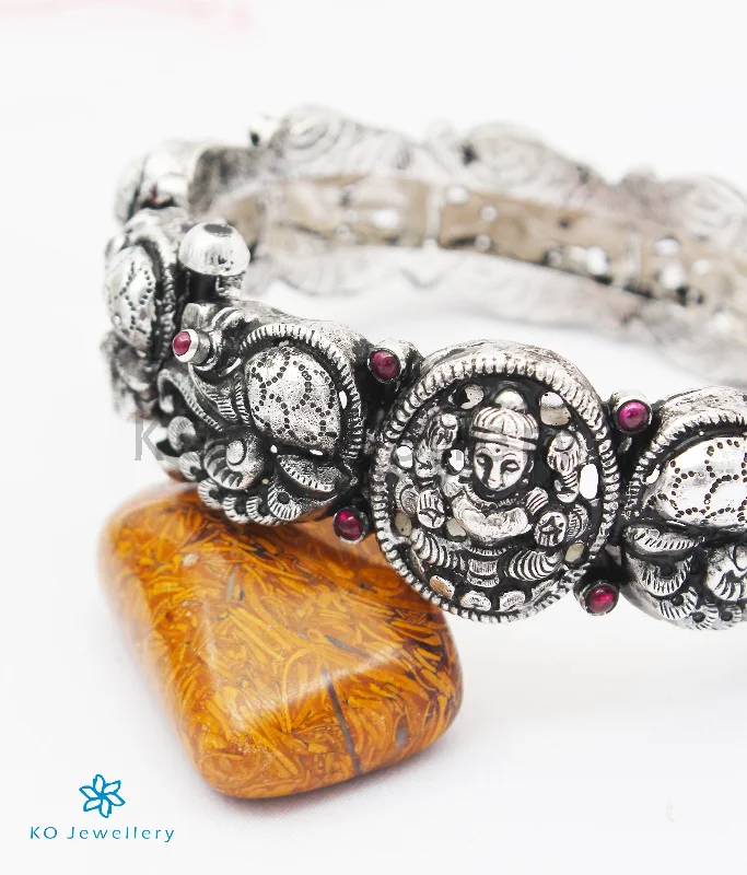 Etched design bangles-The Sindhura Silver Lakshmi Peacock Bracelet (Oxidised/Size 2.2/2.4/2.6/2.8)