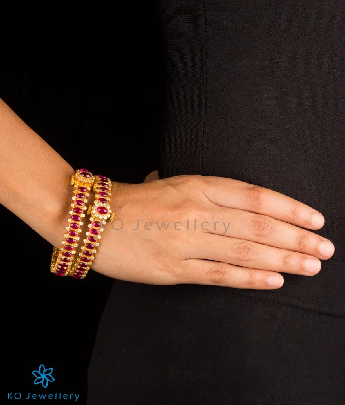 Solid chain bangles-The Shreeda Silver Kemp Bracelet (Red/Size/2.2/2.4/2.6/2.8)