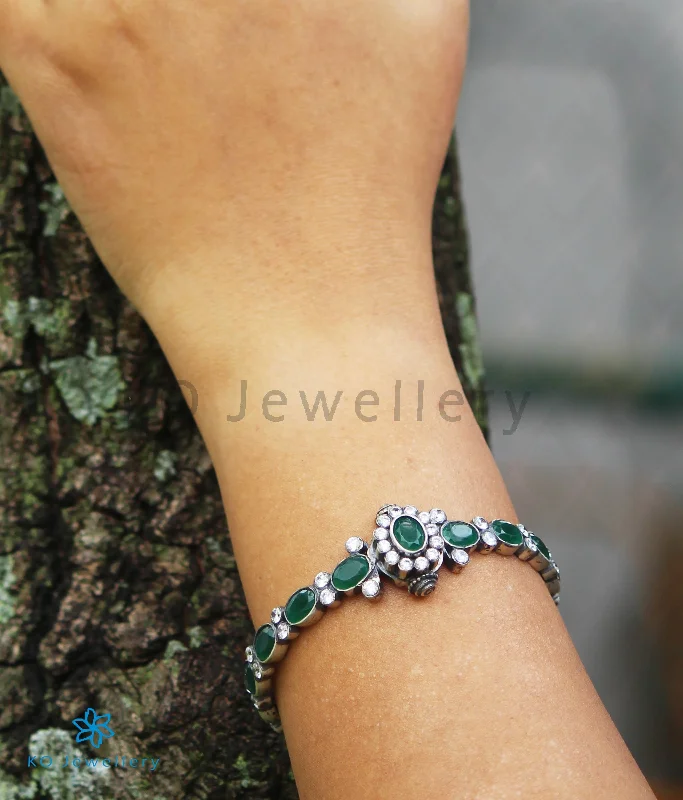 Daisy motif bangles-The Harini Silver Kemp Bracelet (Green/Oxidised/Size 2.2/2.4/2.6/2.8)