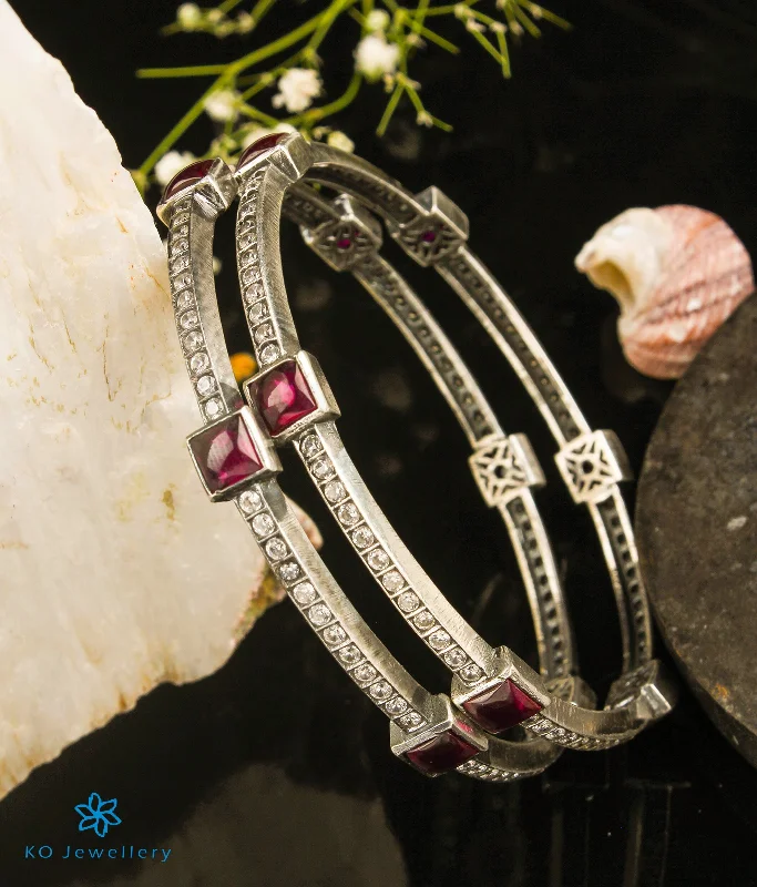 Victorian style bangles-The Deeksha Silver Kempu Bangle (Oxidised/Size 2.2/2.6/2.8)