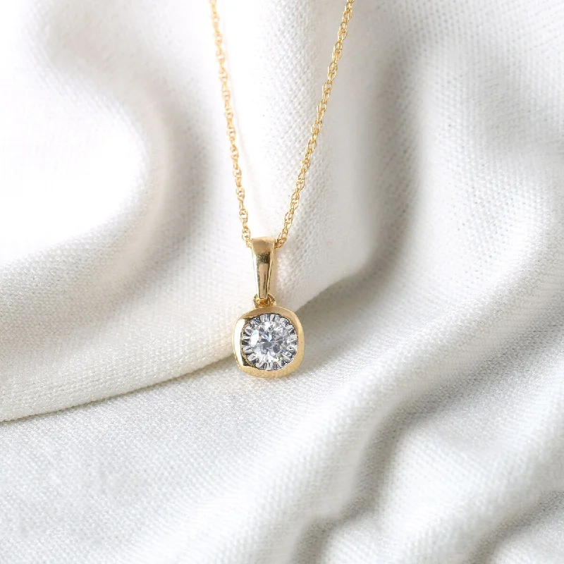 Square shape necklaces-1/6ct TDW Diamond Solitaire Necklace Pendant in 10k Gold by De Couer