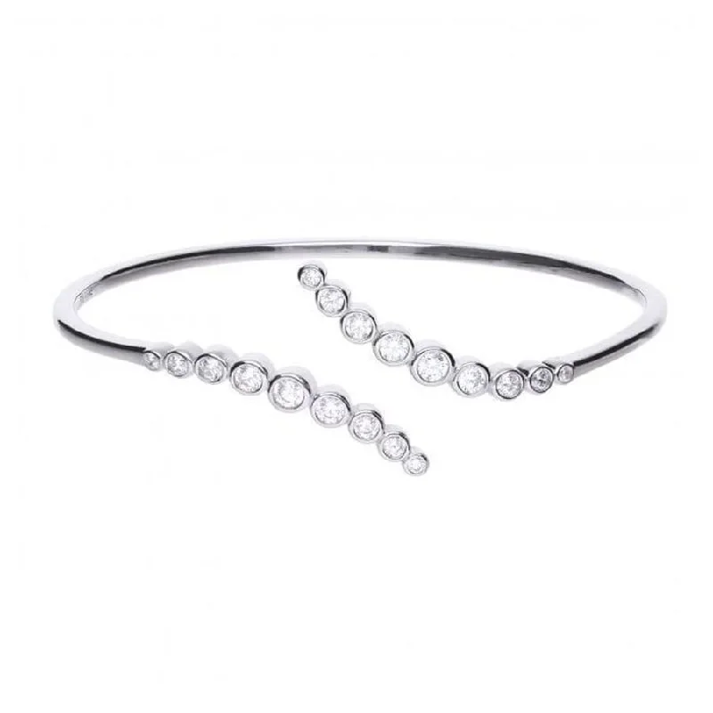 Light accent engagement rings-Silver Cubic Zirconia Wave Twist Bangle