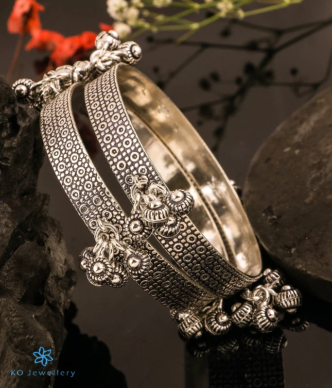 Tri-tone bangles-The Gejje Silver Bangle (Size 2.4)