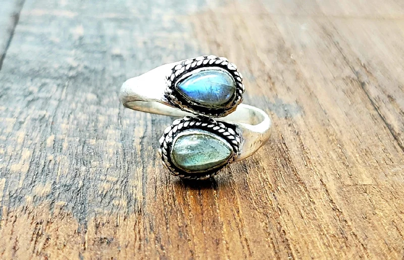 Surf motif rings-Adjustable Moonstone Teardrop Ring