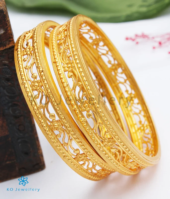 Elastic thread bangles-The Kritika Silver Bangle (Size 2.2/2.4/2.8)