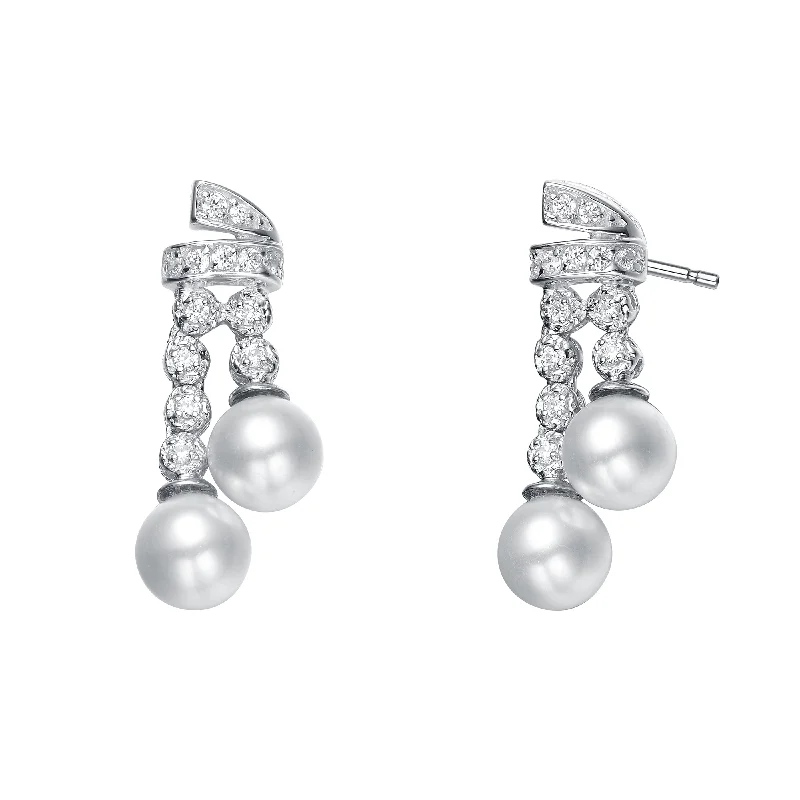 Anne Christmas Pearl Earrings