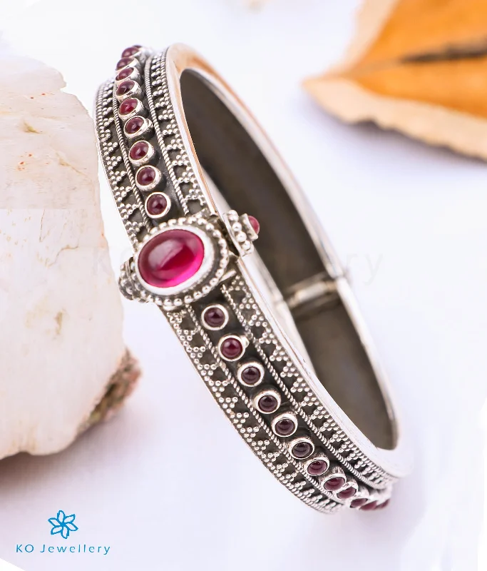 Crystal-twisted bangles-The Amira Silver Gemstone Kada/Bracelet (Red/Size 2.4)