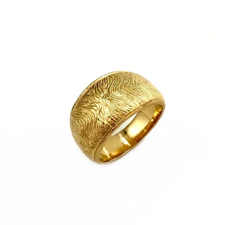 Bear motif rings-Roberta Gold Textured Thick Band Ring