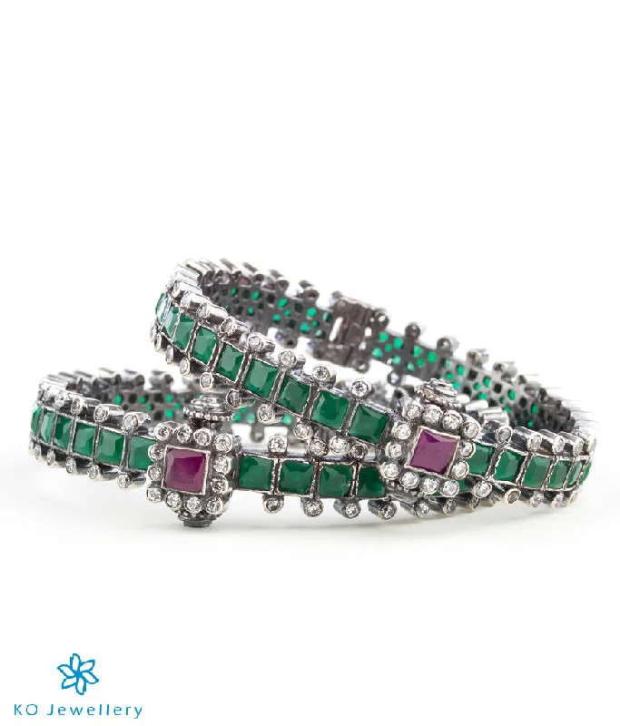 Pure link bangles-The Shreeja Silver Kemp Bracelet (Green/Oxidised/Size 2.2/2.4/2.6/2.8)