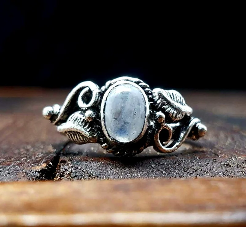 Small star rings-Moonstone Botanical Ring