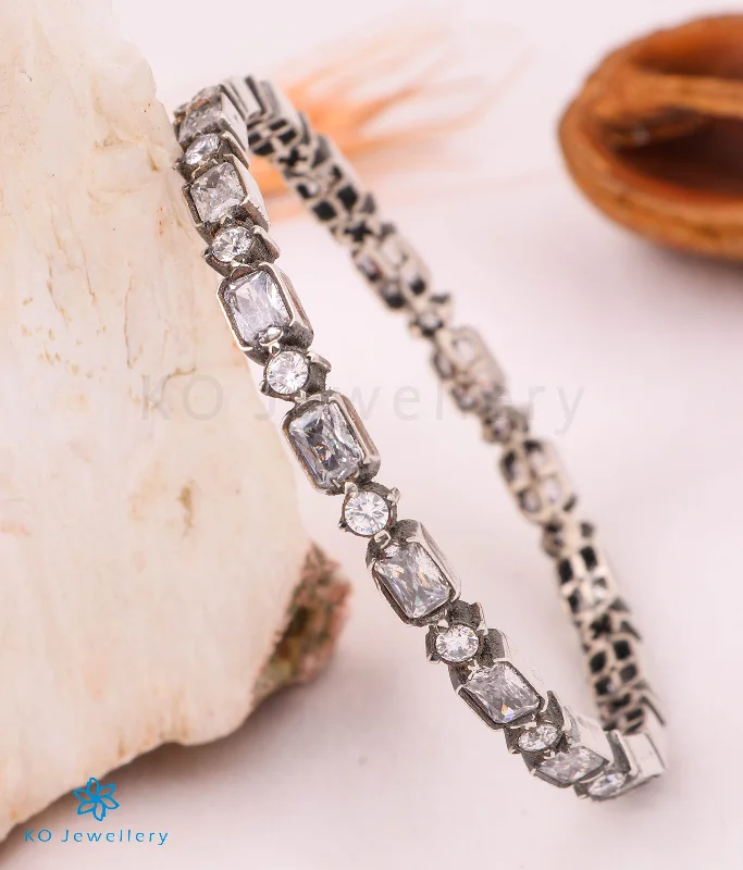 Victorian charm bangles-The Mrudula Silver Bangle (Oxidised/White/2.2/2.4/2.8)