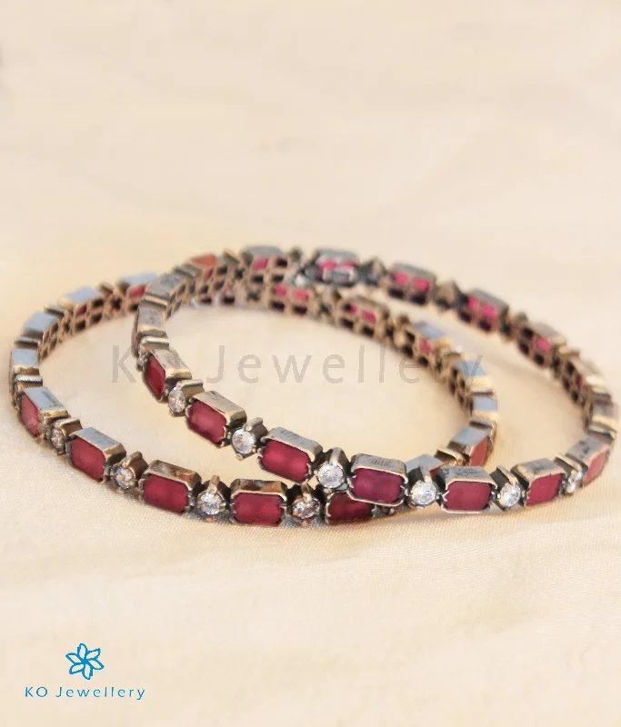 Owl motif bangles-The Mrudula Silver Kempu Bangle (Oxidised/Red/Size 2.2/2.4/2.6/2.8)