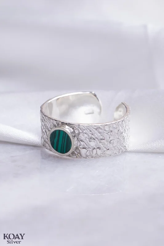 Light accent rings-Barq Green Melacine Ring